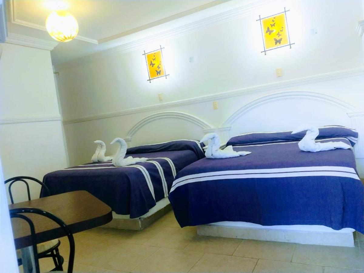 瓦兹特佩克 德萨洛罗旅游旅馆酒店 外观 照片