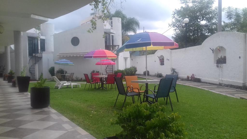瓦兹特佩克 德萨洛罗旅游旅馆酒店 外观 照片